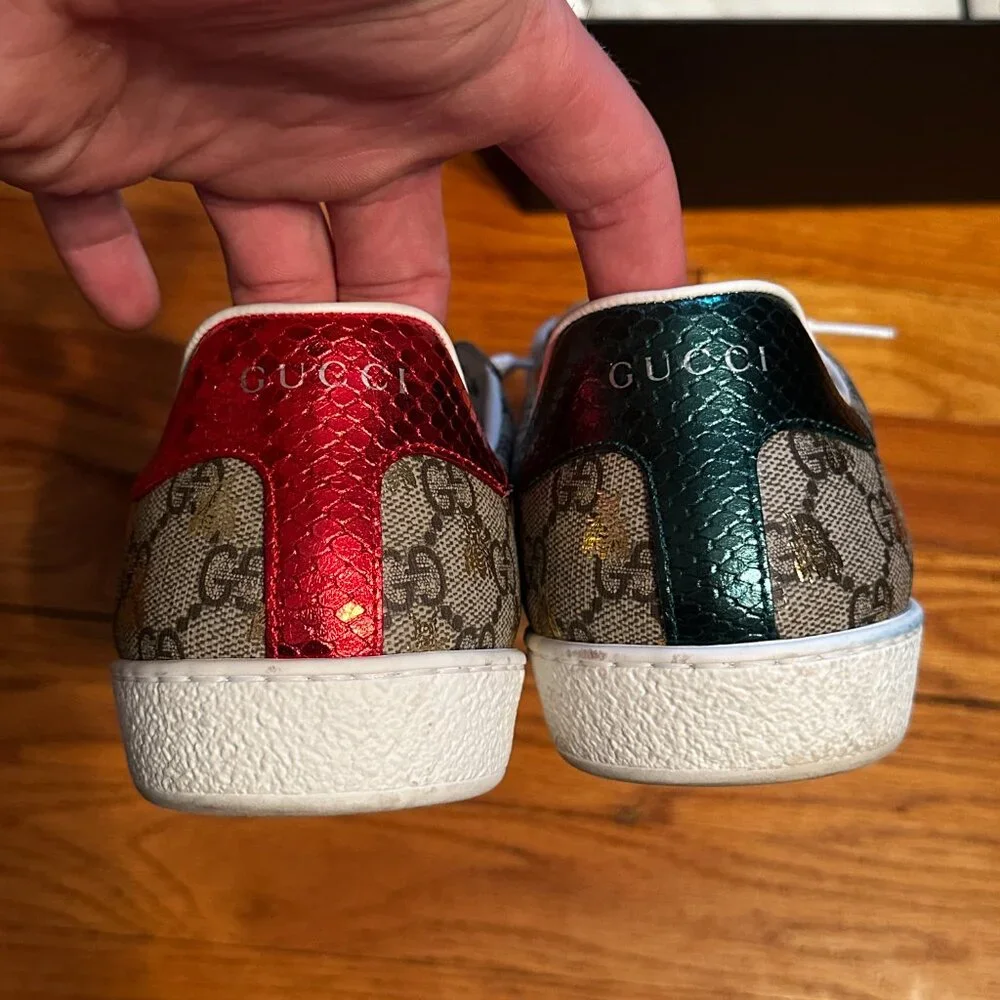 Gucci Supreme Sneakers with Bees - Picture 5 of 16